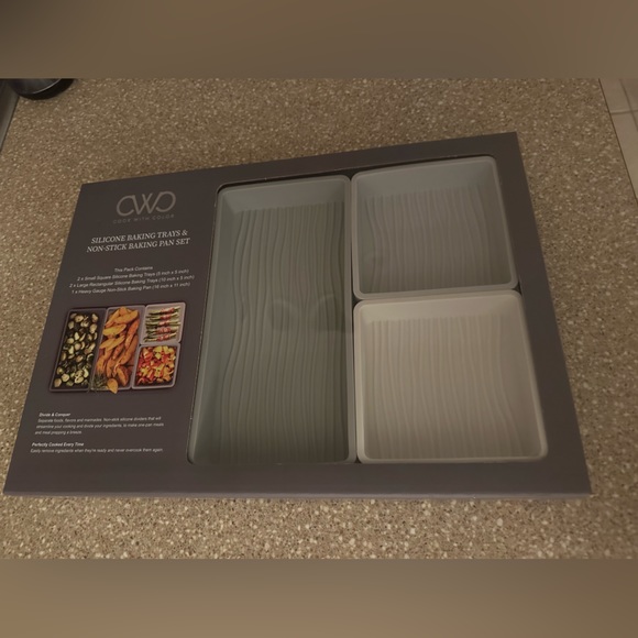 Cooking with color silicone baking set - Picture 3 of 5